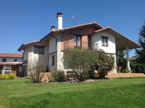 Foto 1 de Xalet en venda a calle Fuente Urrunaga de 4 habitacions amb terrassa i garatge