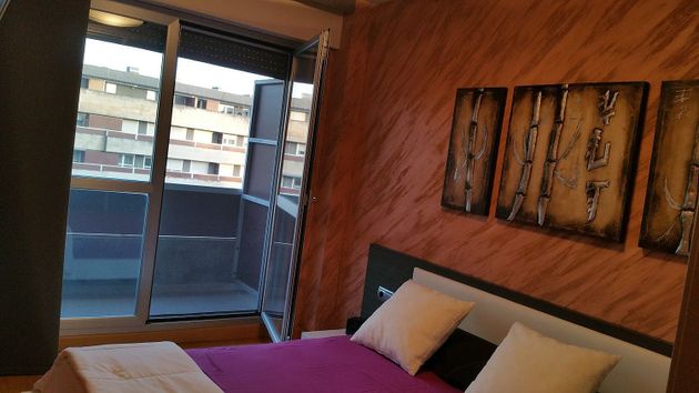 Foto 2 de Pis en venda a plaza Larrache Zuasti de 2 habitacions amb terrassa i garatge