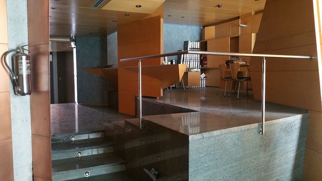 Foto 1 de Alquiler de oficina en Ermitagaña - Mendebaldea de 318 m²