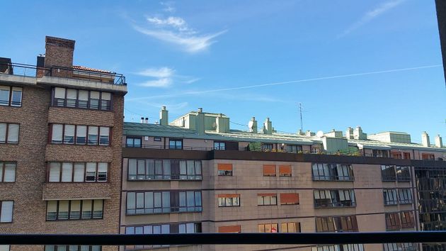 Foto 1 de Venta de piso en Ensanche de 3 habitaciones con terraza y balcón
