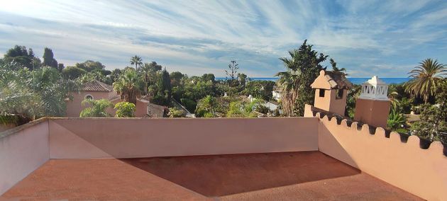 Foto 2 de Venta de chalet en Paraíso - Atalaya- Benamara de 7 habitaciones con terraza y piscina