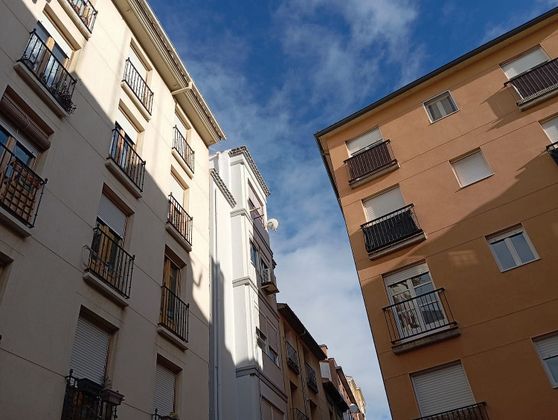 Foto 1 de Pis en venda a calle Agustina de Aragon de 3 habitacions i 129 m²