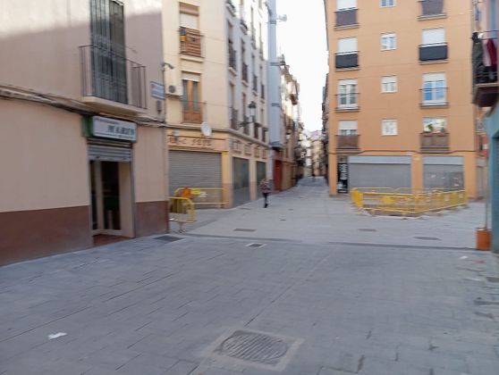 Foto 2 de Pis en venda a calle Agustina de Aragon de 3 habitacions i 129 m²