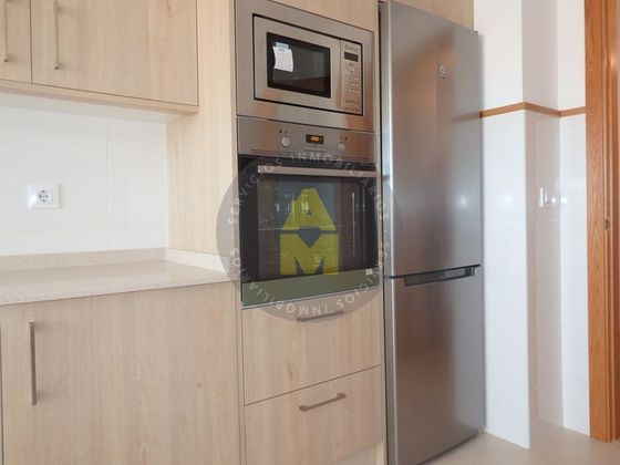 Foto 2 de Dúplex en venta en Piñeiros- Freixeiro de 4 habitaciones con garaje y ascensor
