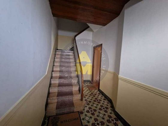 Foto 2 de Casa adossada en venda a Valdoviño de 6 habitacions amb garatge i balcó