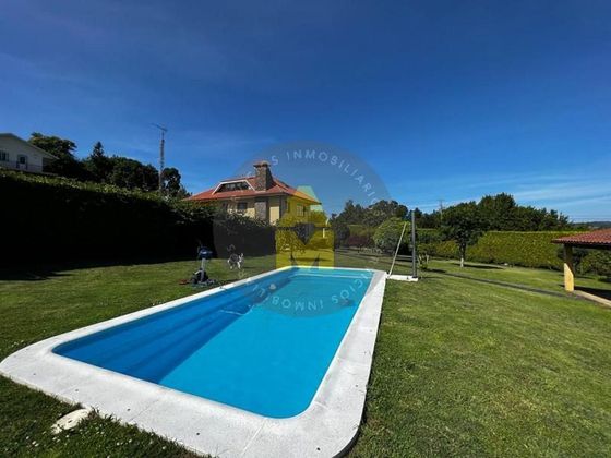 Foto 2 de Xalet en venda a A Gándara de 5 habitacions amb piscina i garatge