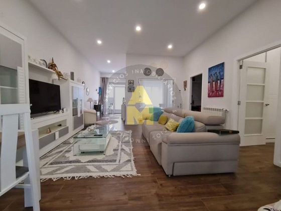 Foto 1 de Piso en venta en Centro - Ferrol de 2 habitaciones con terraza y garaje