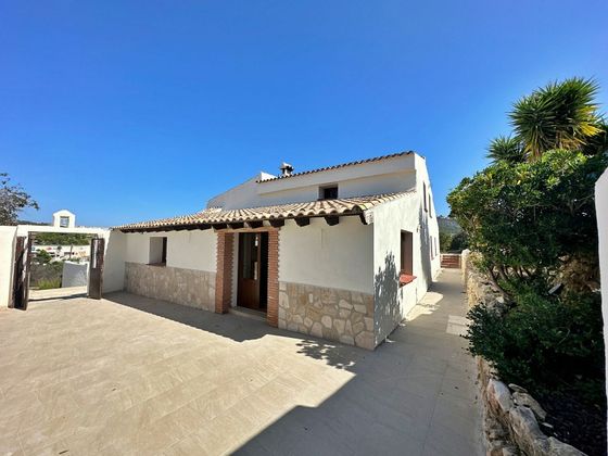 Foto 2 de Venta de chalet en Pinar del Advocat - Cometa de 6 habitaciones con terraza y aire acondicionado