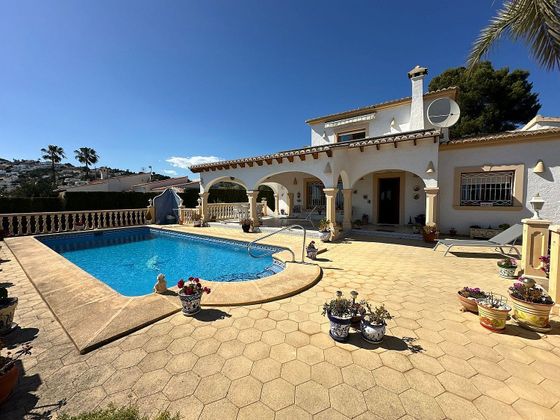 Foto 1 de Chalet en venta en Benimeit - Tabaira de 3 habitaciones con terraza y piscina