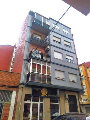 Foto 1 de Pis en venda a La Chantría - La Lastra de 3 habitacions amb terrassa i balcó