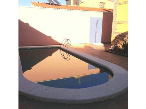 Foto 2 de Venta de casa en Santa María de 4 habitaciones con piscina y aire acondicionado