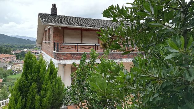 Foto 1 de Xalet en venda a Ramales de la Victoria de 8 habitacions amb terrassa i garatge