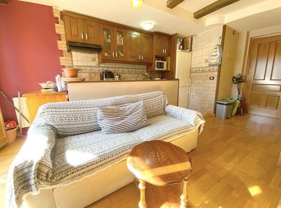 Foto 2 de Pis en venda a Villanova de 2 habitacions amb garatge i balcó