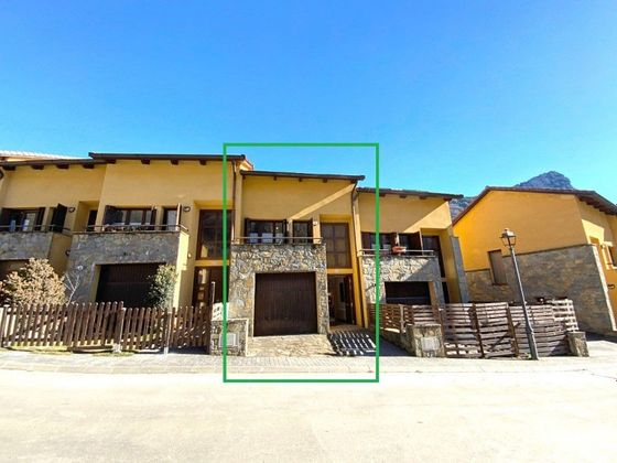 Foto 2 de Casa en venda a Castejón de Sos de 3 habitacions amb terrassa i garatge