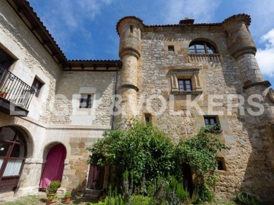 Foto 2 de Xalet en venda a Merindad de Montija de 14 habitacions amb terrassa i jardí