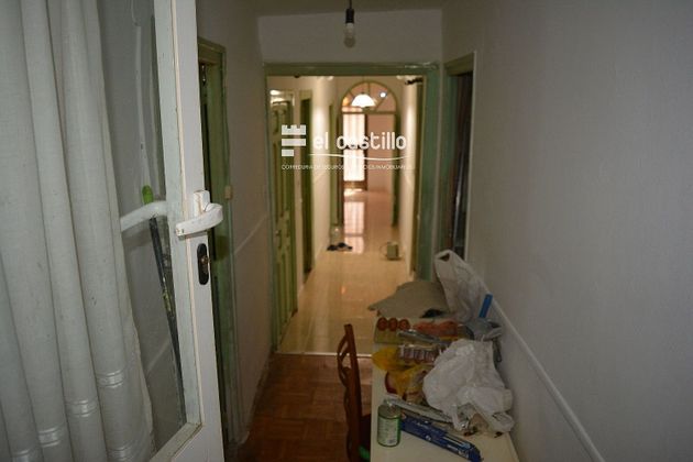 Foto 2 de Venta de casa en Sotillo de la Adrada de 4 habitaciones con balcón