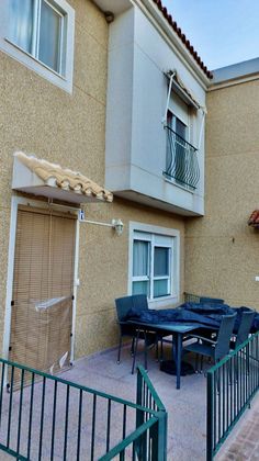 Foto 2 de Dúplex en venda a El Fondo de les Neus-El Hondon de las Nieves de 3 habitacions amb terrassa i piscina