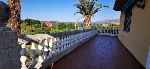 Foto 1 de Casa rural en venda a Jarandilla de la Vera de 4 habitacions amb terrassa i jardí