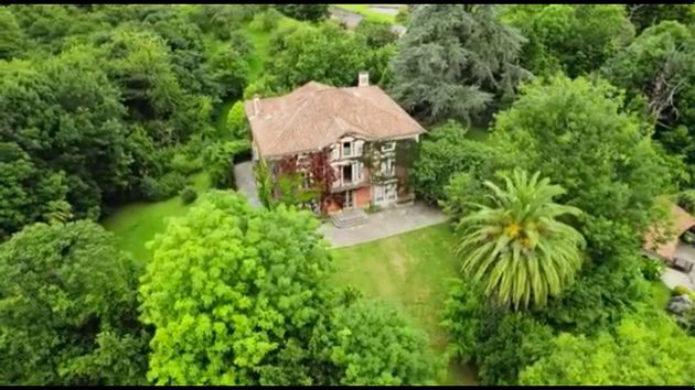 Foto 2 de Xalet en venda a Riotuerto de 11 habitacions amb terrassa i jardí