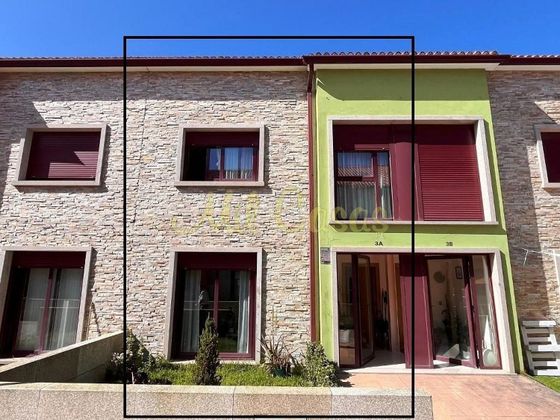 Foto 1 de Casa en venda a calle Mariño de 3 habitacions amb terrassa i garatge