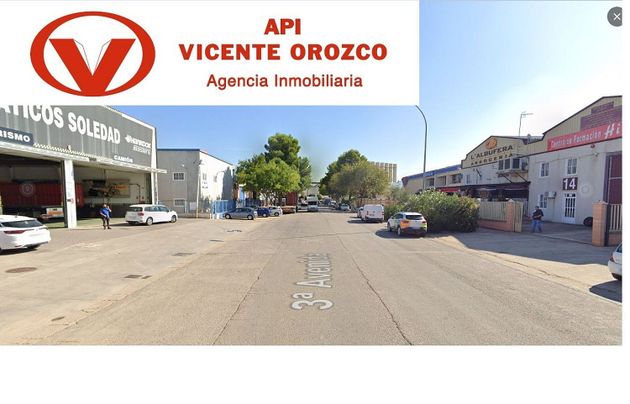 Foto 1 de Nau en venda a Santa Cruz - Industria - Polígono Campollano de 1170 m²