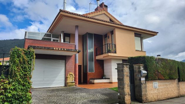 Foto 1 de Xalet en venda a Gautegiz Arteaga de 5 habitacions amb terrassa i garatge
