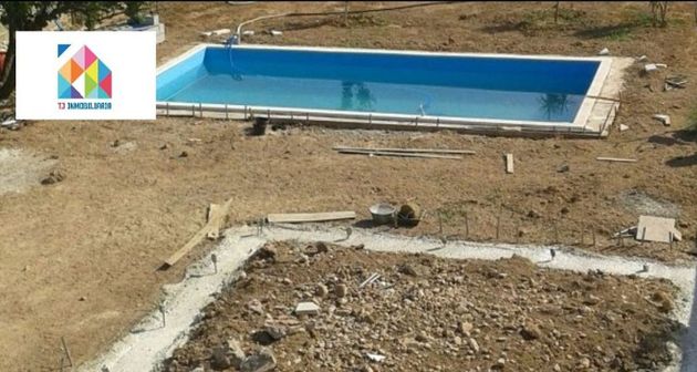Foto 1 de Casa en venda a urbanización Hoya Pinseque de 3 habitacions amb piscina i jardí