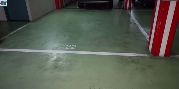Foto 1 de Garatge en lloguer a Riazor - Los Rosales de 18 m²
