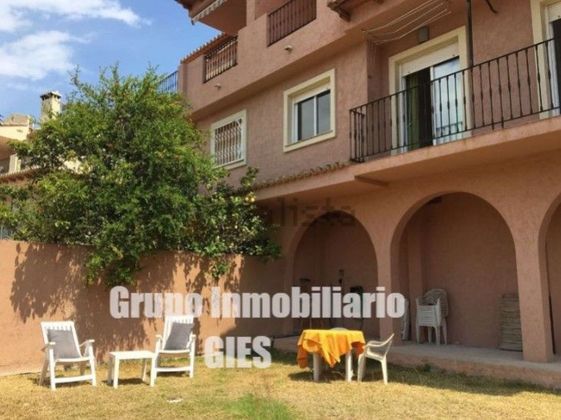 Foto 2 de Xalet en venda a calle Cap Blanc de 3 habitacions amb terrassa i piscina