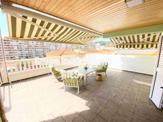 Foto 2 de Pis en venda a calle Del Pacific de 2 habitacions amb terrassa i piscina