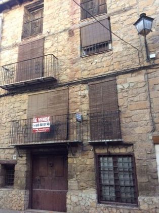 Foto 1 de Pis en venda a Mora de Rubielos de 6 habitacions amb terrassa