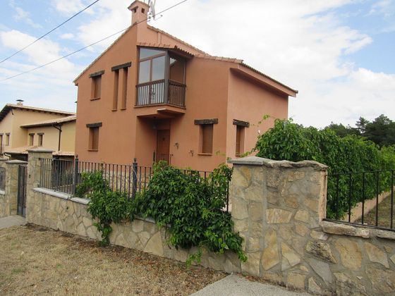 Foto 1 de Xalet en venda a Orihuela del Tremedal de 5 habitacions amb terrassa i garatge