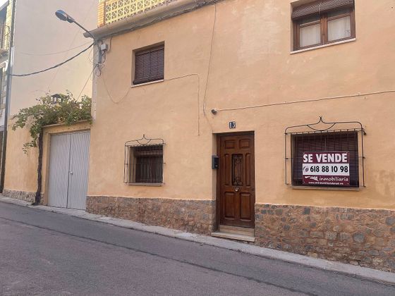 Foto 1 de Casa adossada en venda a calle Troya de 5 habitacions amb terrassa i garatge
