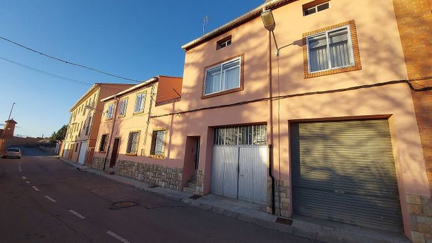Foto 1 de Xalet en venda a calle Barrio del Carmen de 4 habitacions amb terrassa i garatge