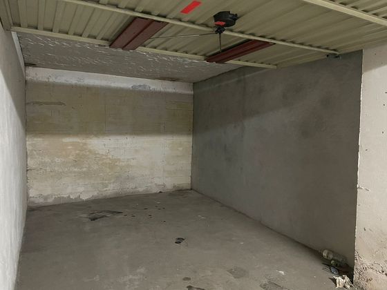 Foto 2 de Garatge en venda a calle Ceballos de 45 m²