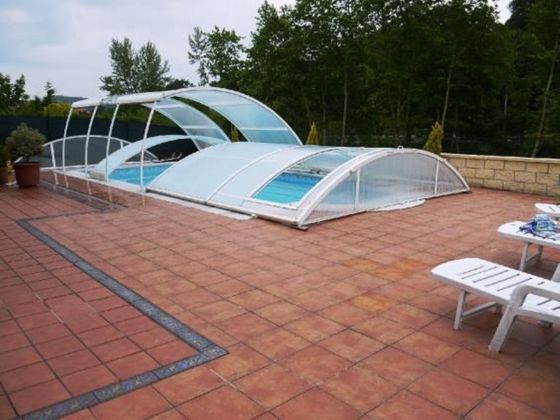 Foto 2 de Casa en venda a Hazas de Cesto de 4 habitacions amb terrassa i piscina