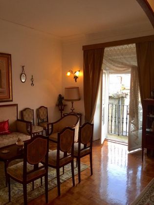 Foto 2 de Pis en venda a Casco Histórico de 6 habitacions amb balcó