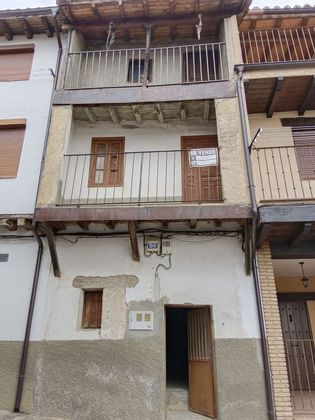 Foto 1 de Casa en venda a Madrigal de la Vera de 2 habitacions amb balcó