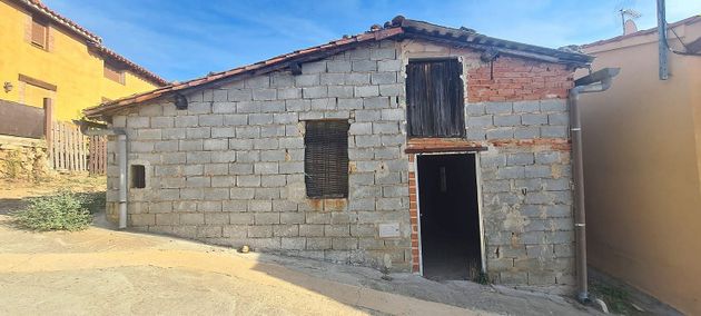 Foto 1 de Casa rural en venda a Madrigal de la Vera de 1 habitació i 59 m²