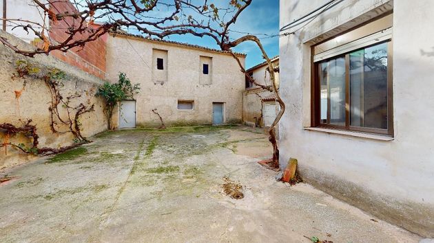 Foto 2 de Xalet en venda a calle Teruel de 4 habitacions amb jardí i balcó