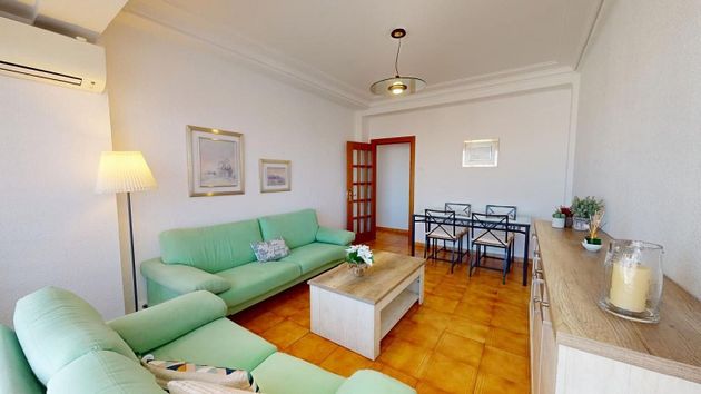 Foto 2 de Piso en venta en paseo Gran Via de 4 habitaciones con terraza y aire acondicionado