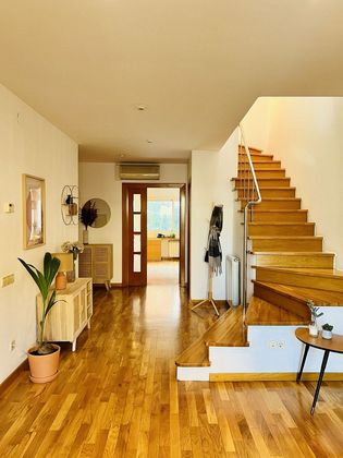 Foto 2 de Dúplex en venda a Eixample de 2 habitacions amb terrassa i aire acondicionat