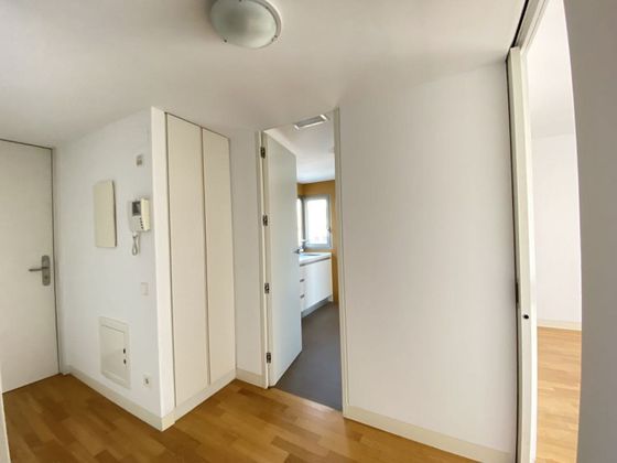 Foto 2 de Pis en lloguer a avenida De Juan Pablo II de 2 habitacions amb garatge i aire acondicionat