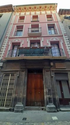 Foto 1 de Pis en venda a calle Rúa de 4 habitacions amb terrassa i balcó
