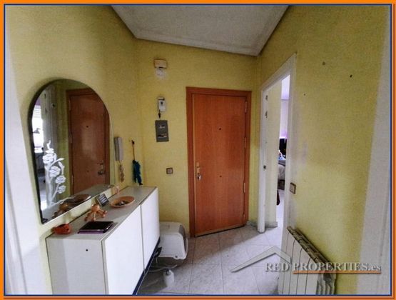 Foto 2 de Pis en venda a Villaluenga de la Sagra de 3 habitacions amb terrassa i balcó