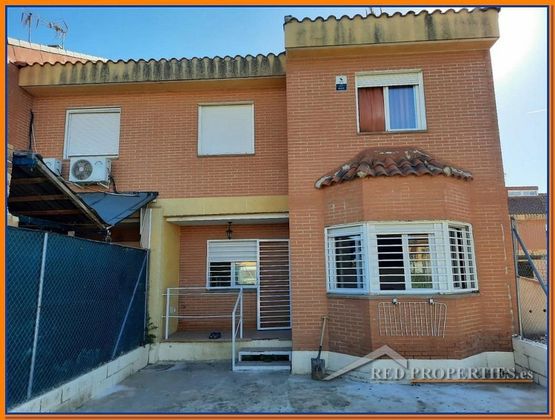 Foto 2 de Casa adossada en venda a Magán de 4 habitacions amb terrassa i garatge