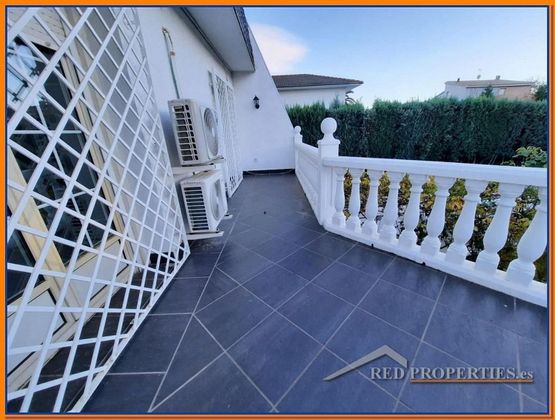 Foto 1 de Xalet en venda a Villaluenga de la Sagra de 9 habitacions amb terrassa i piscina