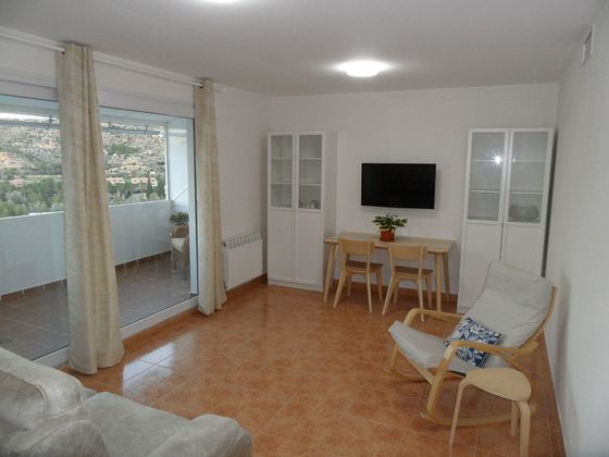 Foto 1 de Venta de piso en Alcañiz de 3 habitaciones con terraza y garaje