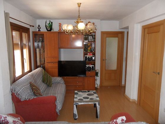 Foto 1 de Venta de piso en Alcañiz de 2 habitaciones y 50 m²