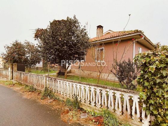 Foto 1 de Casa en venda a Culleredo de 4 habitacions amb terrassa i piscina